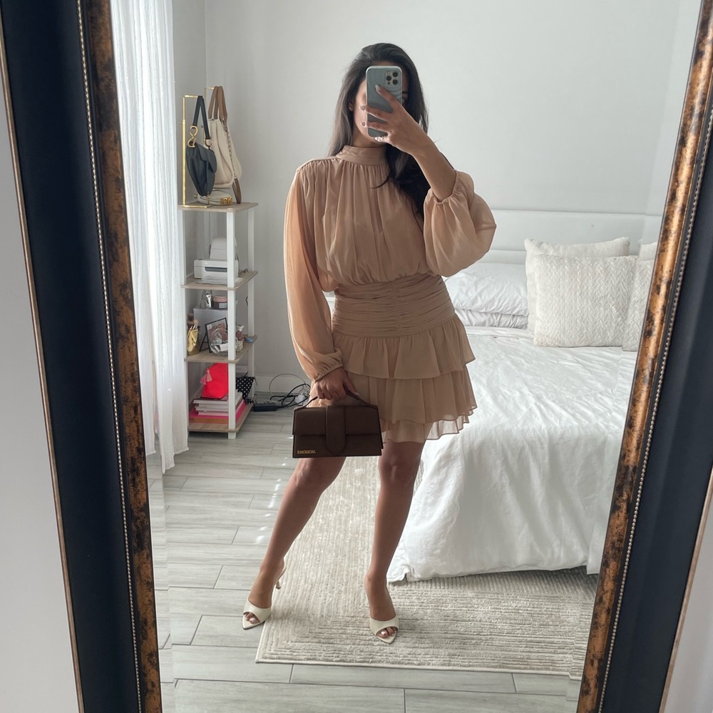 Gianni Bini Beige Mini Long Sleeve Dress